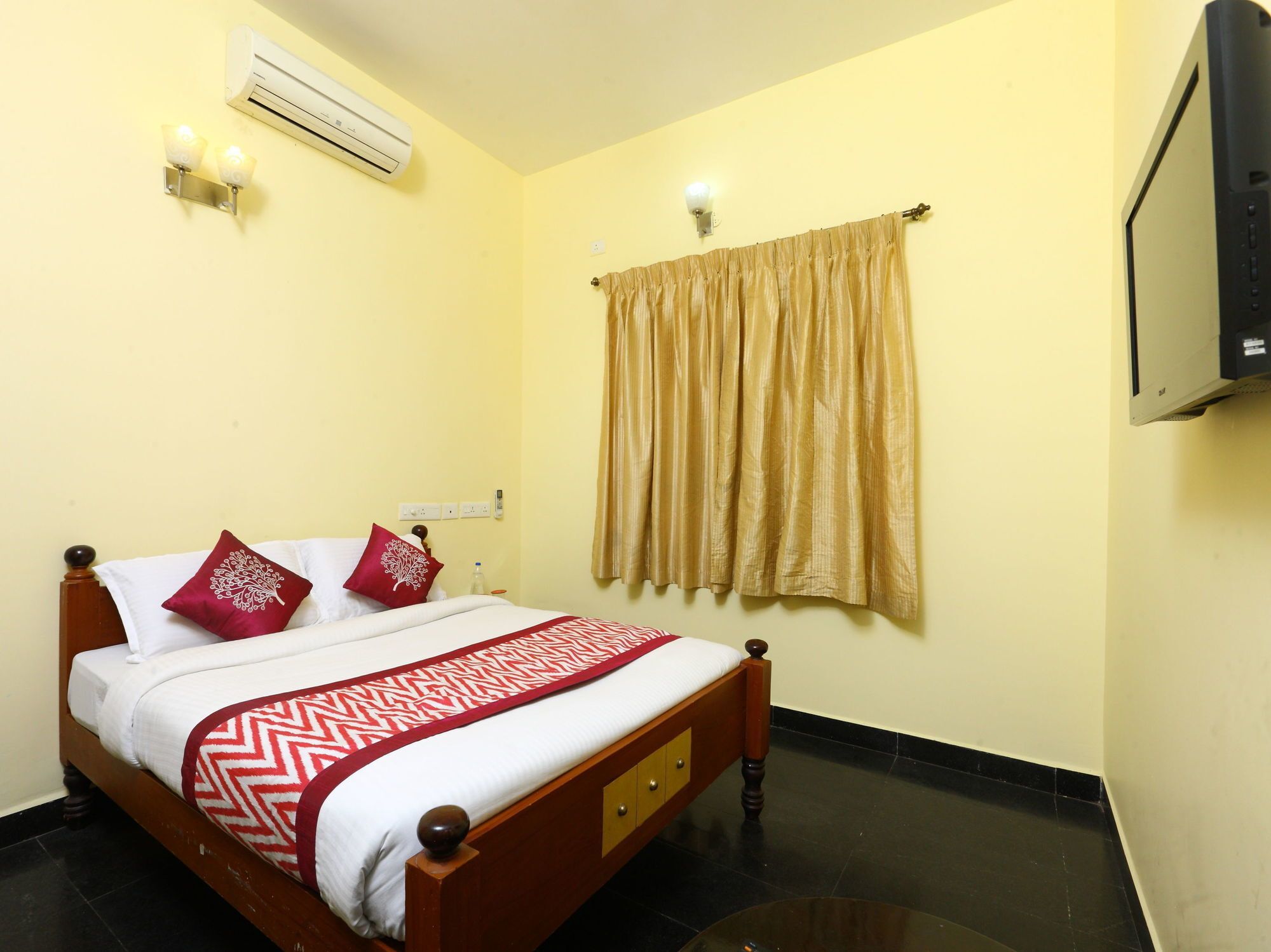 Oyo 10630 Hotel Nano Turf Madurai Ngoại thất bức ảnh